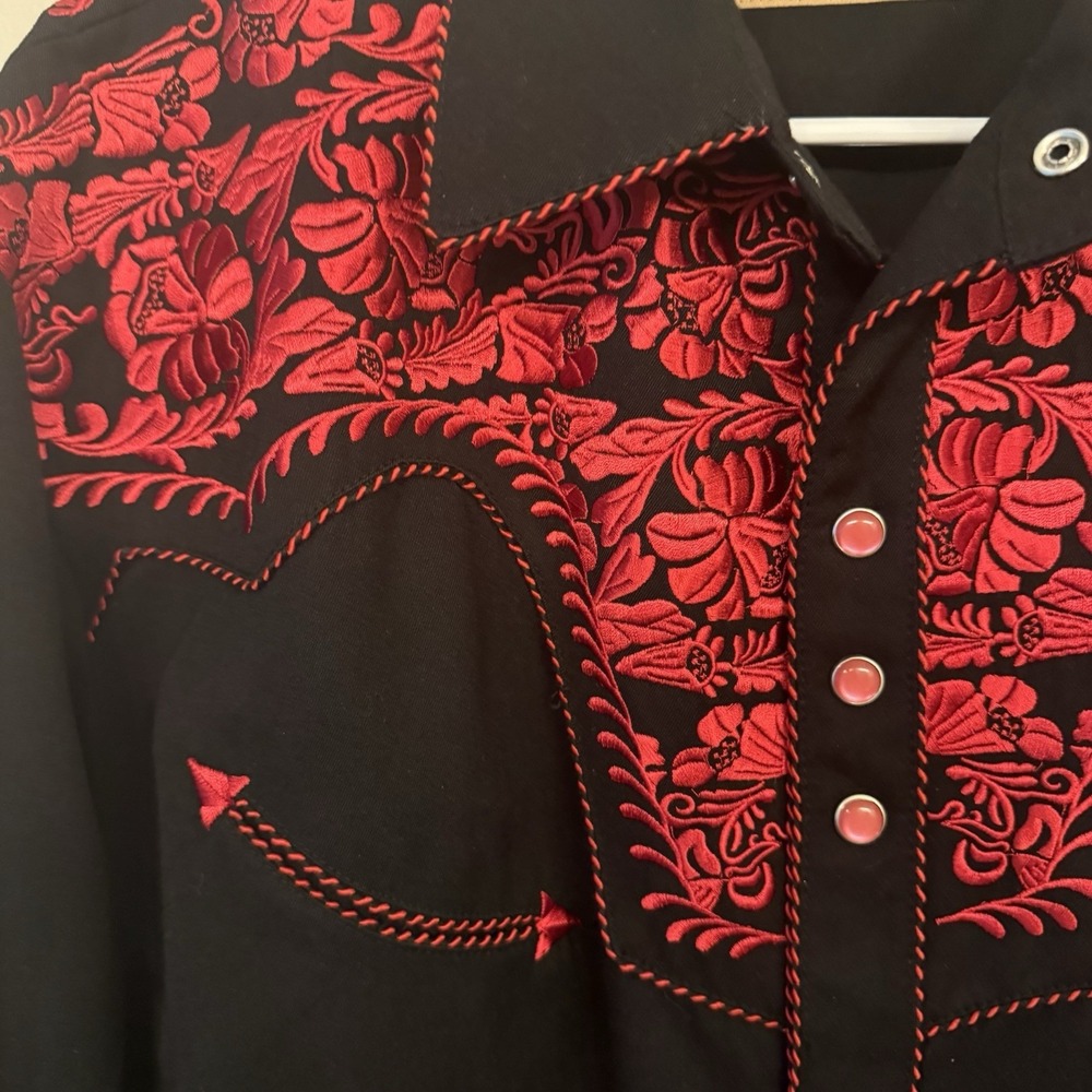 Scully Gunfighter Western Snap Front Shirt Men's L Black/ Red Floral Embroidery - Picture 3 of 12